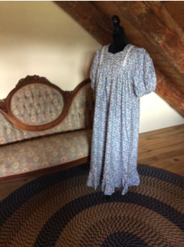 Ladies Classic Summer Nightgown