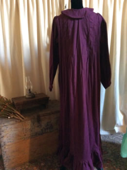 Ladies  Old Fashioned Flannel Nightgown